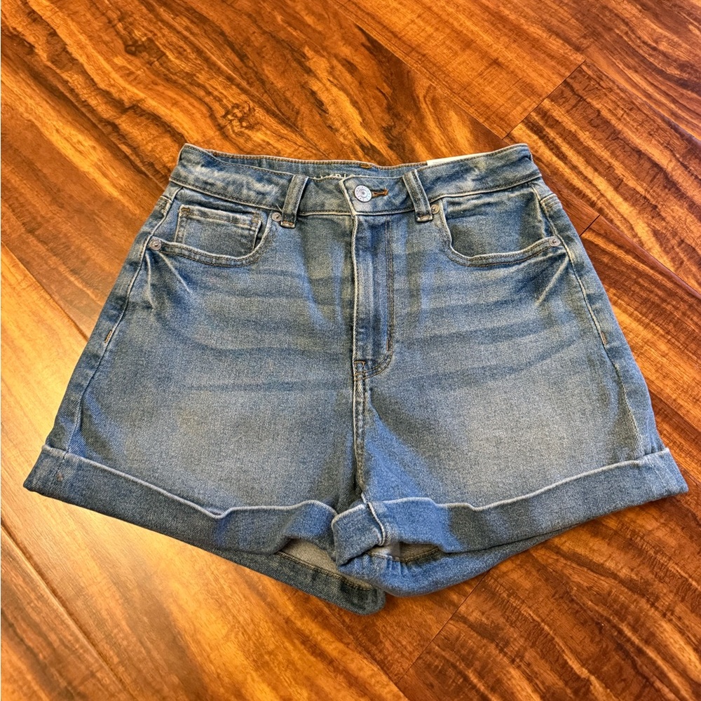 🌊Buy 2 get 1 Free 🌊 American Eagle Mom Shorts